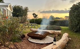 Orange Blossom- Comboyne Mountain Cottages